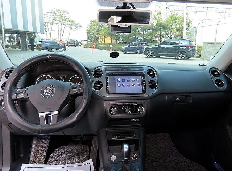 폭스바겐 티구안 2.0 TDI 컴포트 사진 7