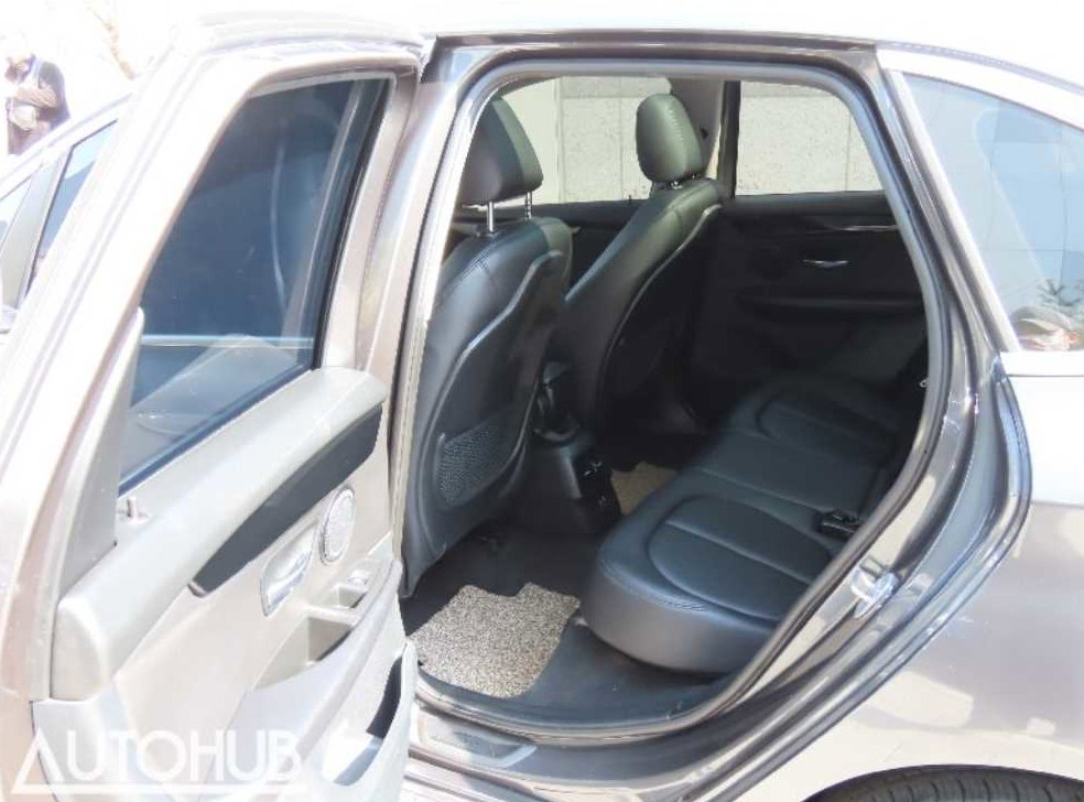 BMW 2시리즈 스포트 사진 15