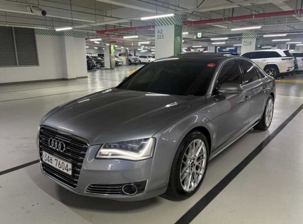아우디 A8 4.2 FSI 콰트로 사진 2
