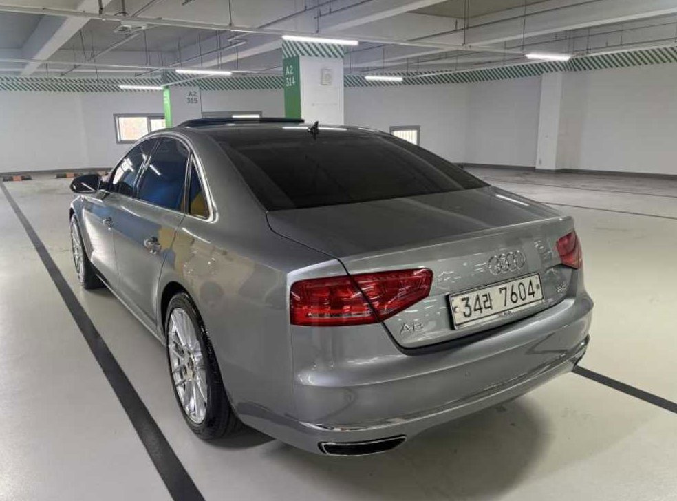 아우디 A8 4.2 FSI 콰트로 사진 3