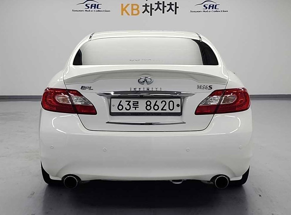 인피니티 M 스포츠타입 사진 3