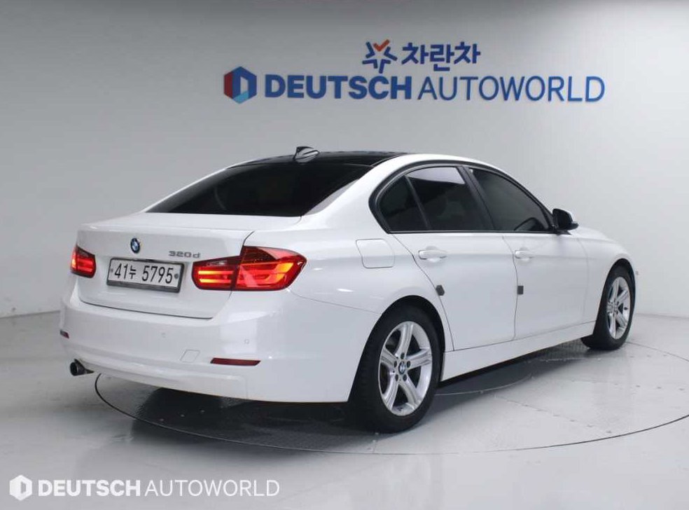 BMW 3시리즈 320d 사진 2