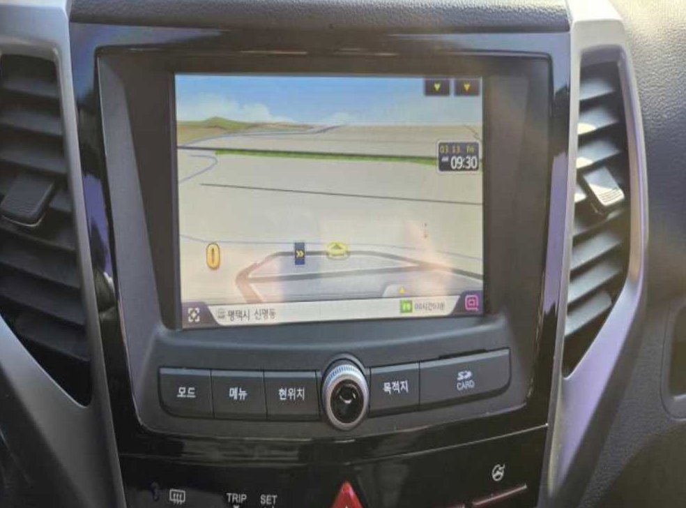 KG모빌리티(쌍용)  티볼리 디젤 2WD 1.6 VX 사진 12