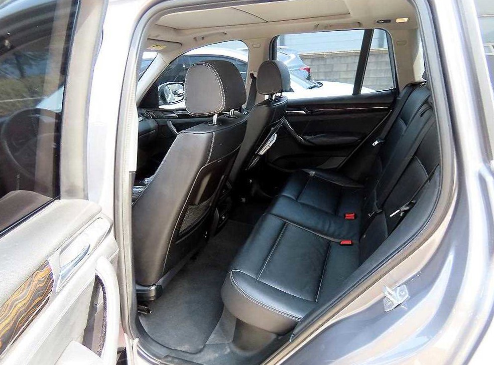 BMW X3 xDrive 20d 하이 사진 6