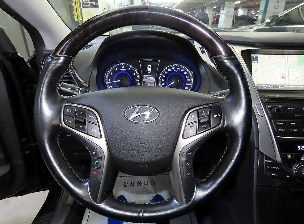현대 그랜저 HG300 PREMIUM 사진 8