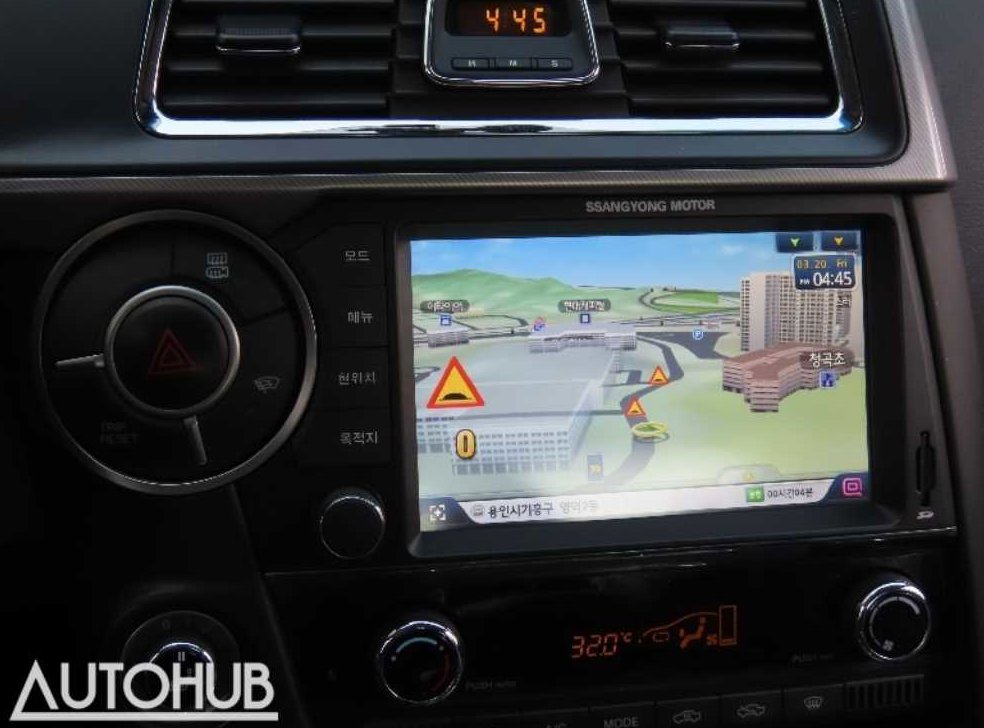 KG모빌리티(쌍용)  코란도 CX7(4WD) 사진 9
