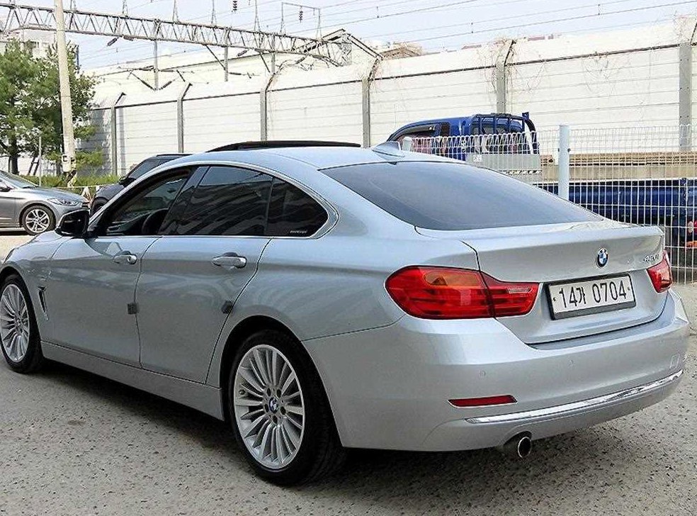 BMW 4시리즈 420i 그란쿠페 럭셔리 사진 3