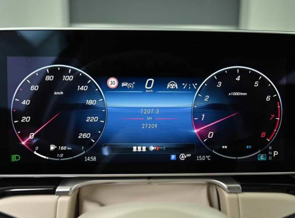 벤츠 S 클래스 S500L 4MATIC 사진 8