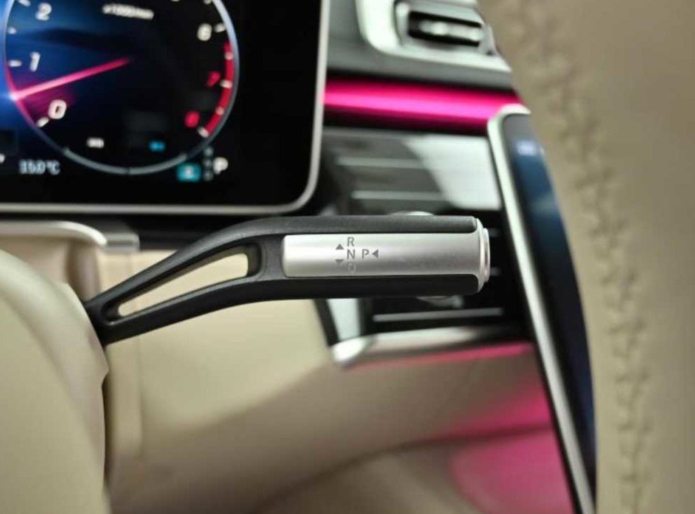 벤츠 S 클래스 S500L 4MATIC 사진 9