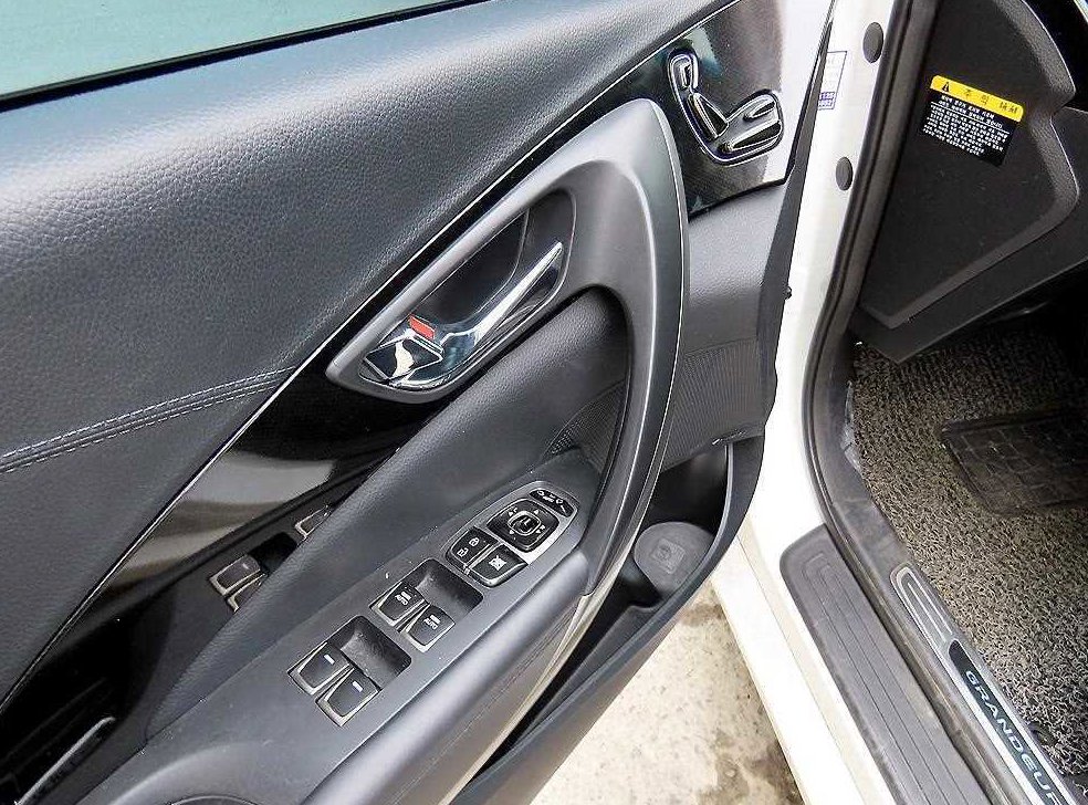 현대 그랜저 LPG HG300 PREMIUM 사진 12