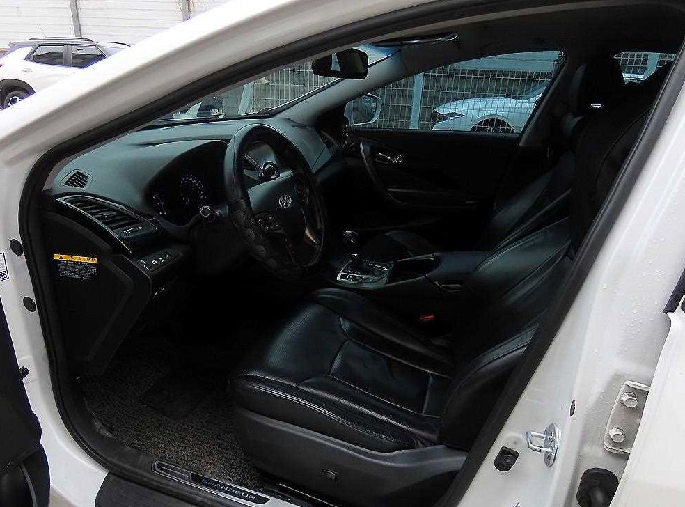 현대 그랜저 LPG HG300 PREMIUM 사진 5