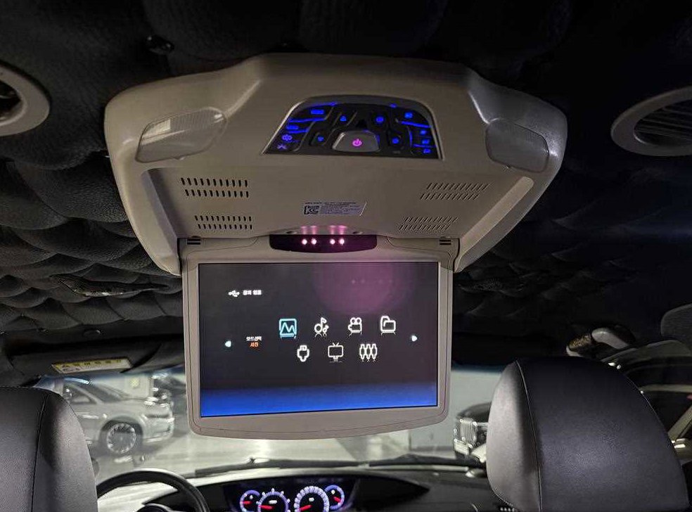 KG모빌리티(쌍용)  코란도 4WD 아웃도어 에디션 사진 18