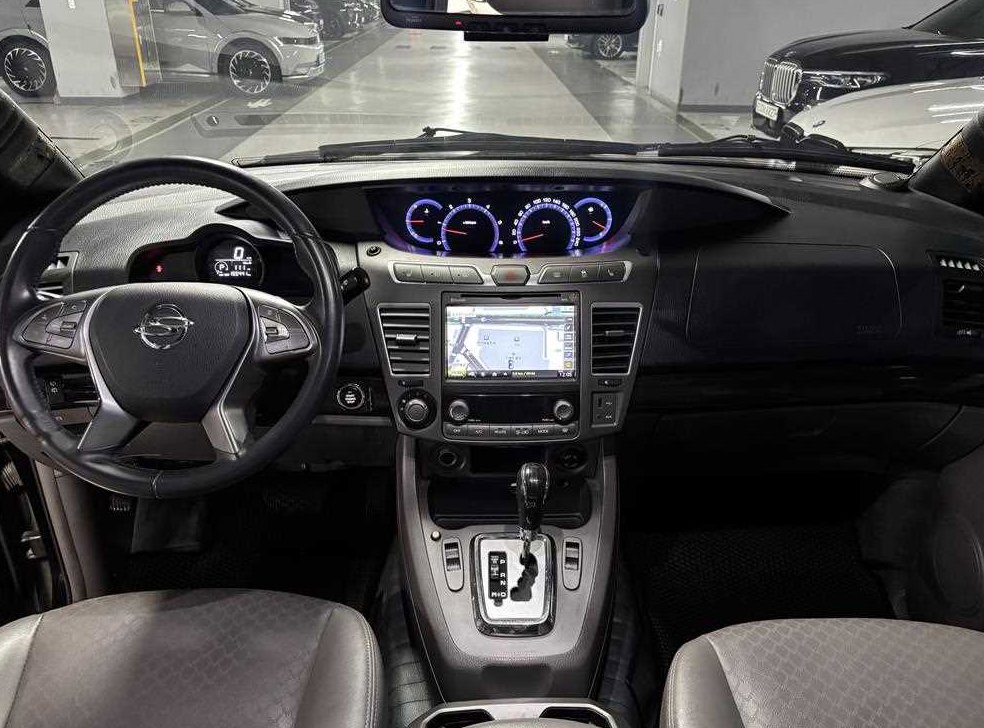 KG모빌리티(쌍용)  코란도 4WD 아웃도어 에디션 사진 9