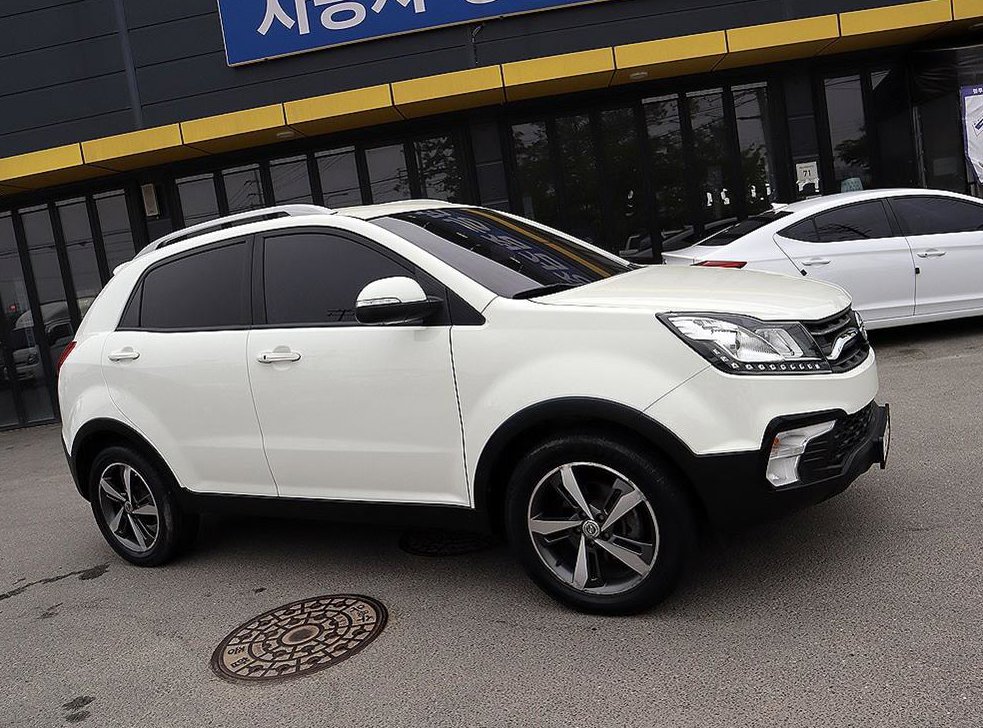 KG모빌리티(쌍용)  코란도 2.2 DX 2WD 사진 20