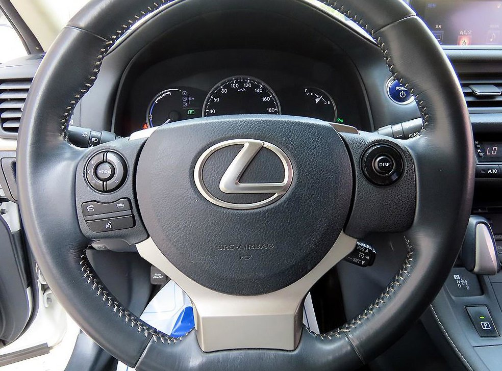 렉서스 CT CT200H 사진 8