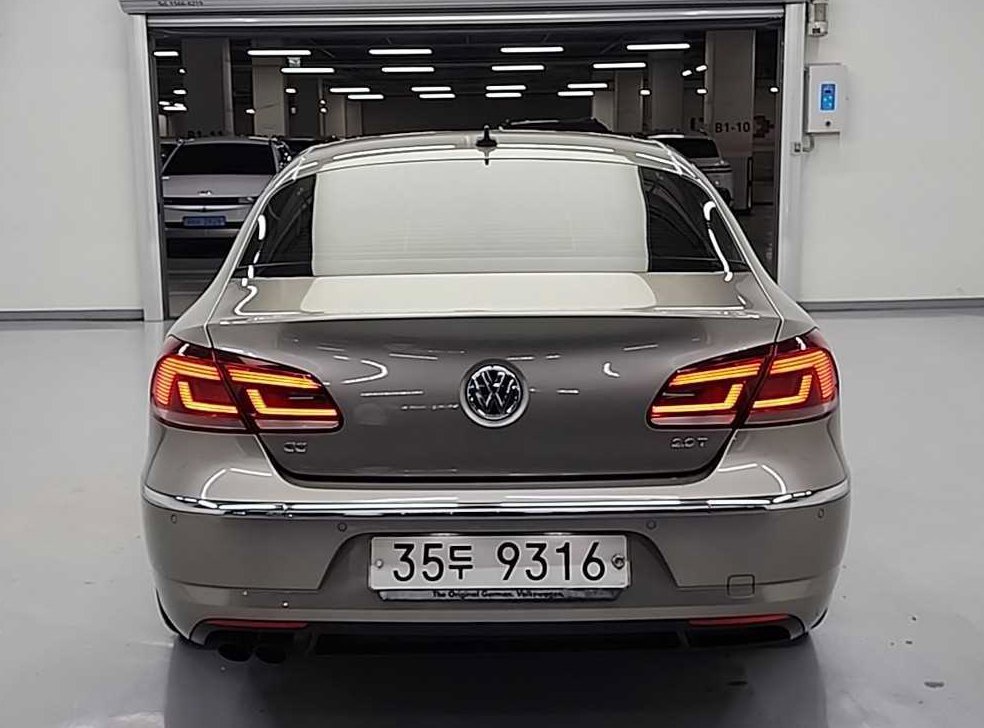 폭스바겐 CC 2.0 TSI 사진 3