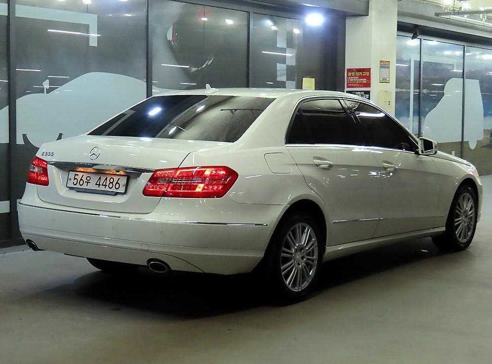 벤츠 E 클래스 E300 엘레강스 사진 4