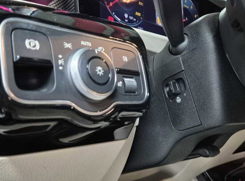 벤츠 A 클래스 A220 해치백 사진 16