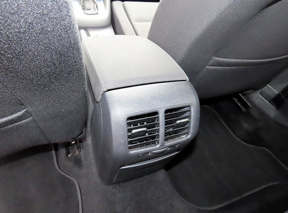 폭스바겐 골프 1.4 TSI 사진 15