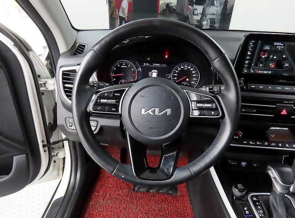 기아 셀토스 가솔린 1.6 터보 2WD 사진 9
