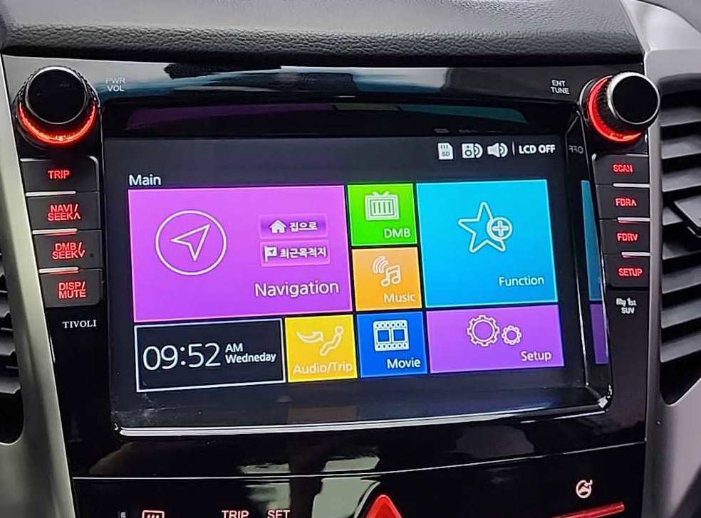KG모빌리티(쌍용)  티볼리 가솔린 2WD 1.6 VX 사진 13