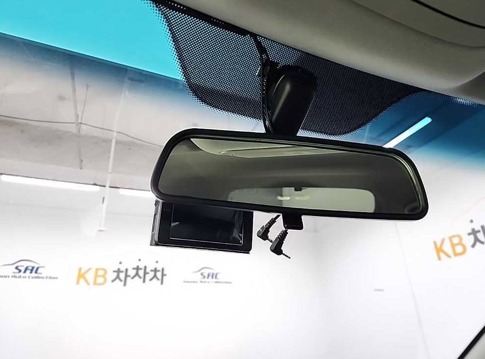 KG모빌리티(쌍용)  티볼리 가솔린 2WD 1.6 VX 사진 15
