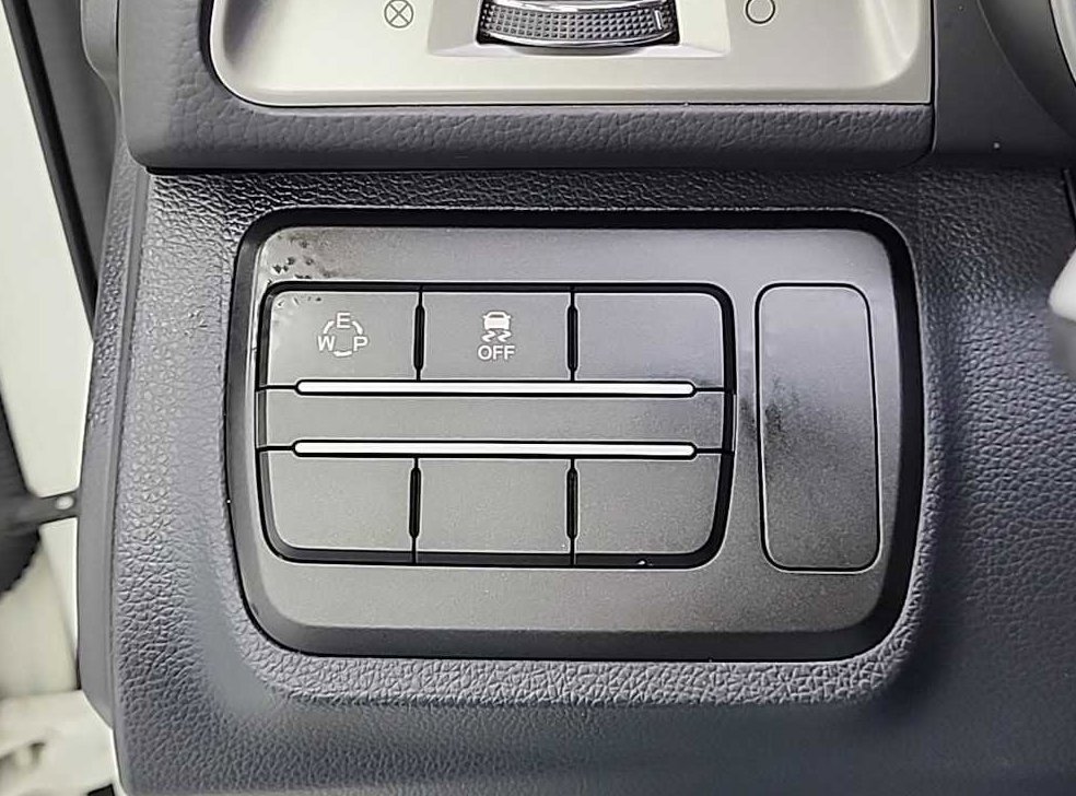 KG모빌리티(쌍용)  티볼리 가솔린 2WD 1.6 VX 사진 16
