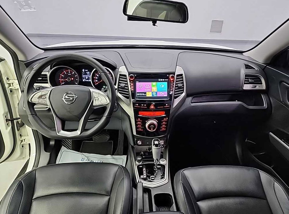 KG모빌리티(쌍용)  티볼리 가솔린 2WD 1.6 VX 사진 7