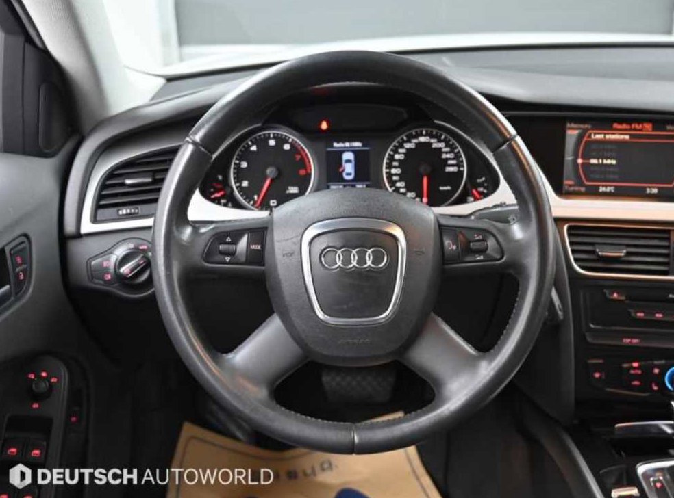 아우디 A4 2.0 TFSI 콰트로 사진 13