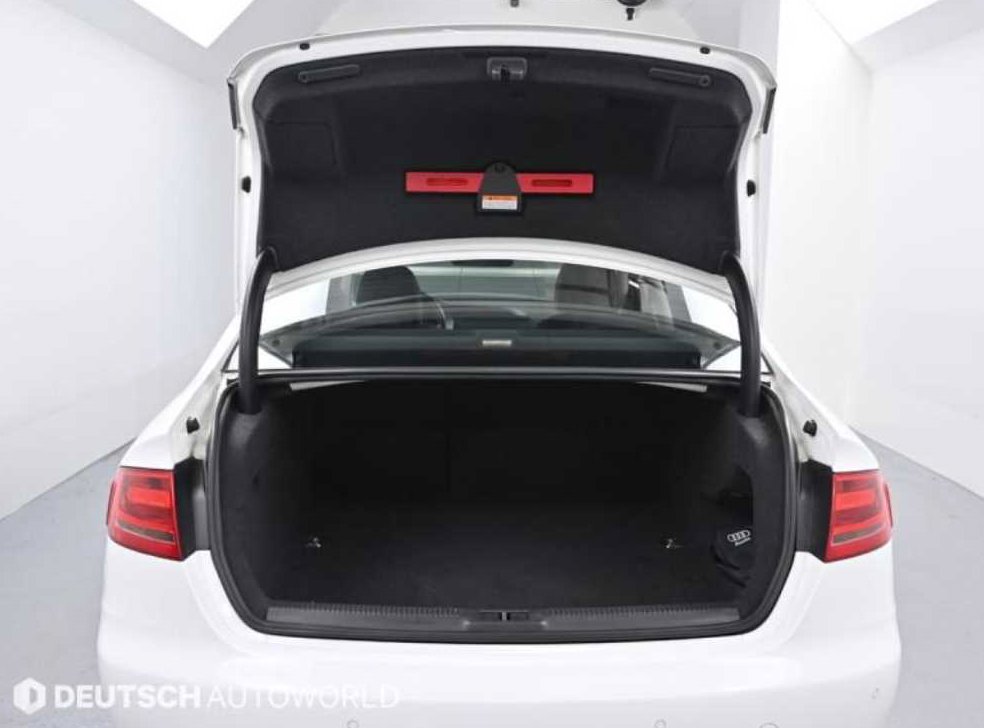 아우디 A4 2.0 TFSI 콰트로 사진 20
