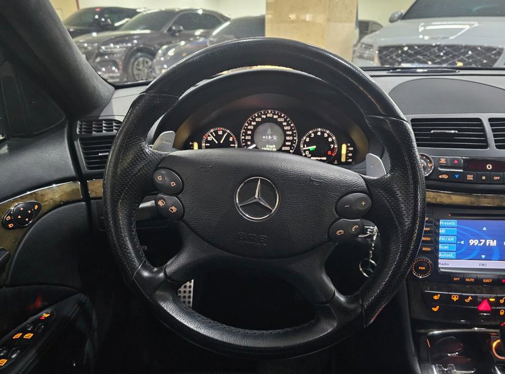 벤츠 E 클래스 E63 AMG 사진 9