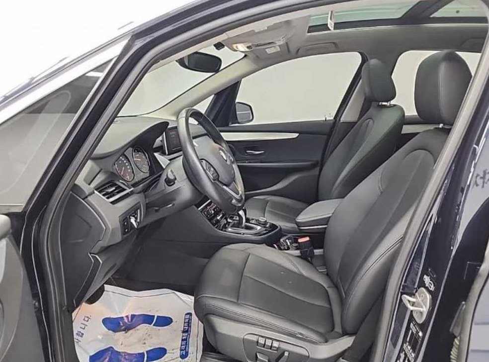 BMW 2시리즈 스포트 사진 11