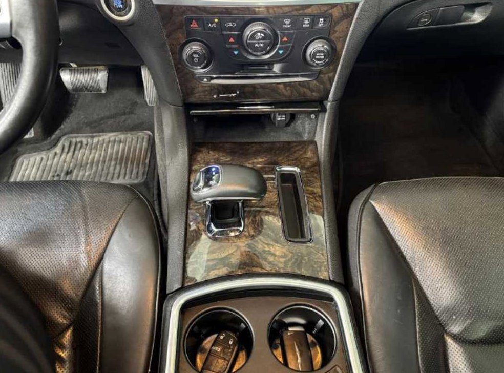 크라이슬러 300C 3.6 사진 15