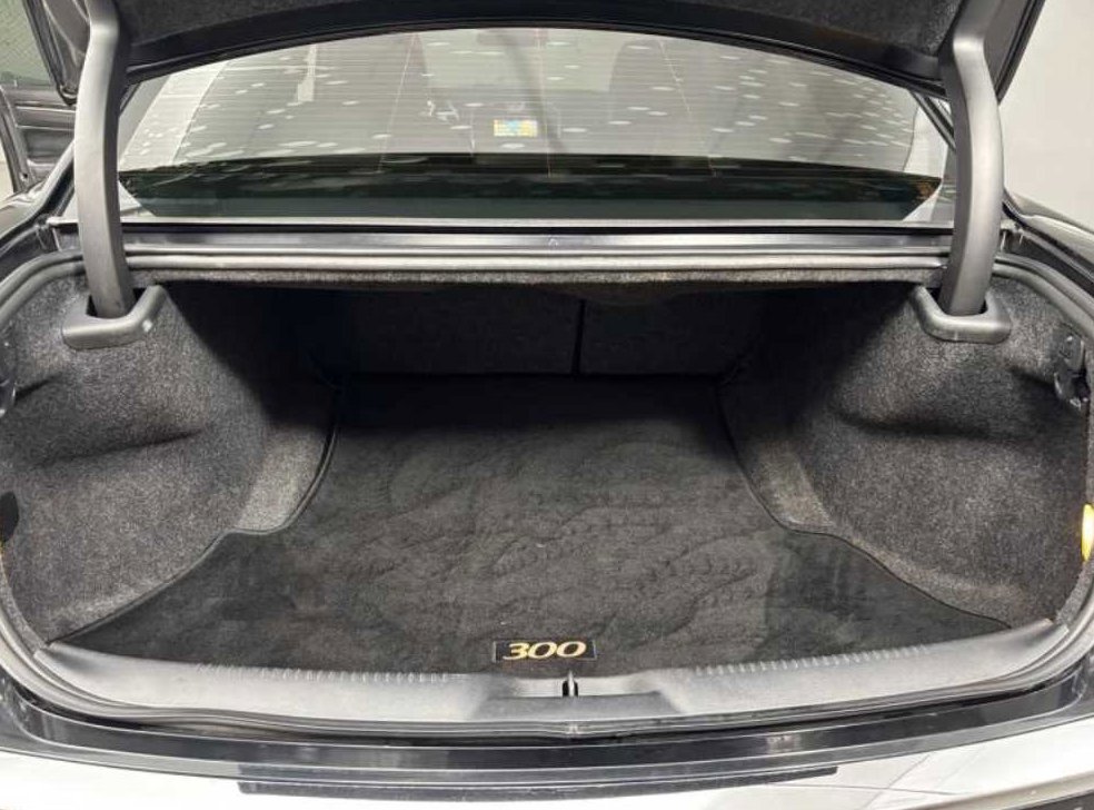 크라이슬러 300C 3.6 사진 18