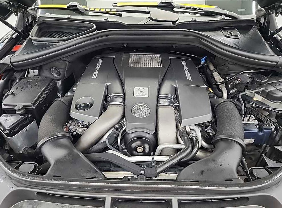 벤츠 M 클래스 ML63 AMG 사진 6