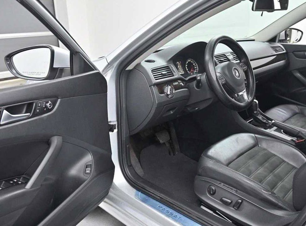 폭스바겐 파사트 2.0 TDI 사진 11