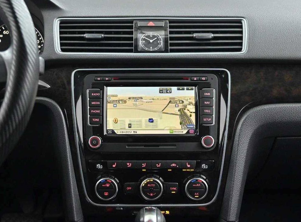 폭스바겐 파사트 2.0 TDI 사진 14