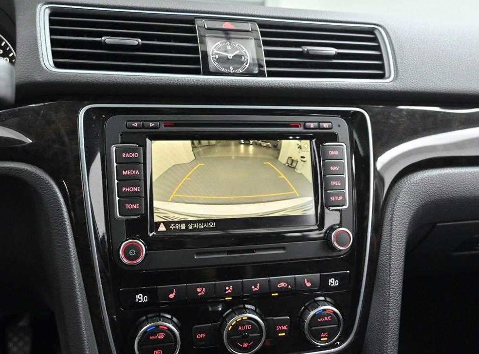 폭스바겐 파사트 2.0 TDI 사진 15