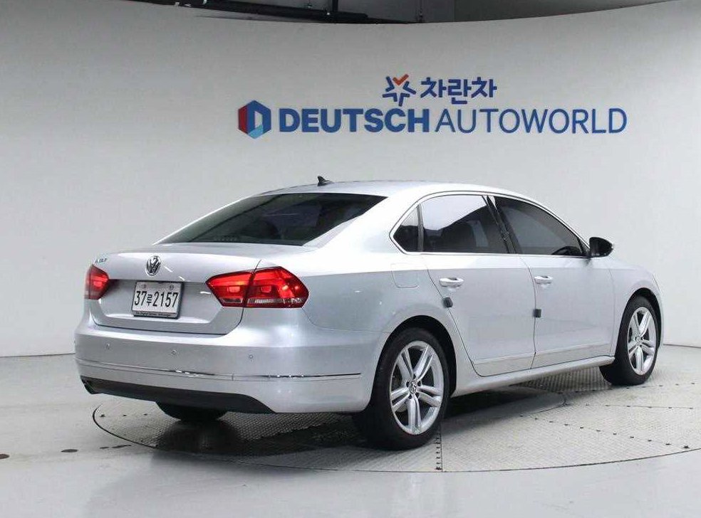 폭스바겐 파사트 2.0 TDI 사진 2