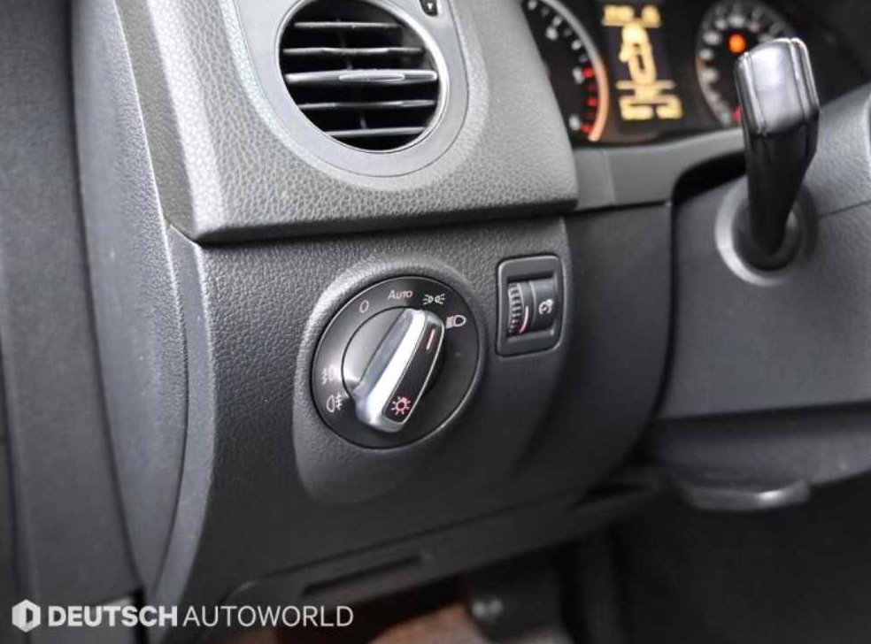 폭스바겐 티구안 2.0 TDI 프리미엄 사진 16
