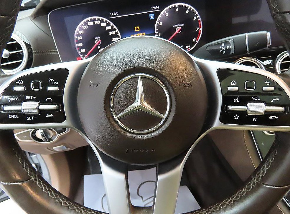 벤츠 E 클래스 E450 4MATIC 익스클루시브 사진 13