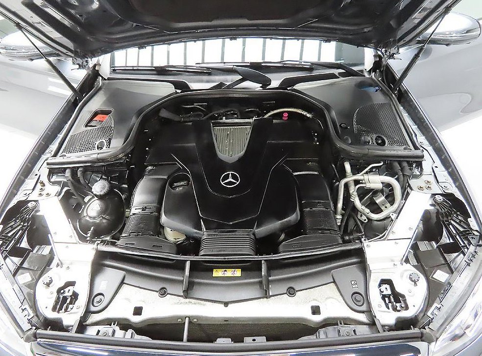 벤츠 E 클래스 E450 4MATIC 익스클루시브 사진 7