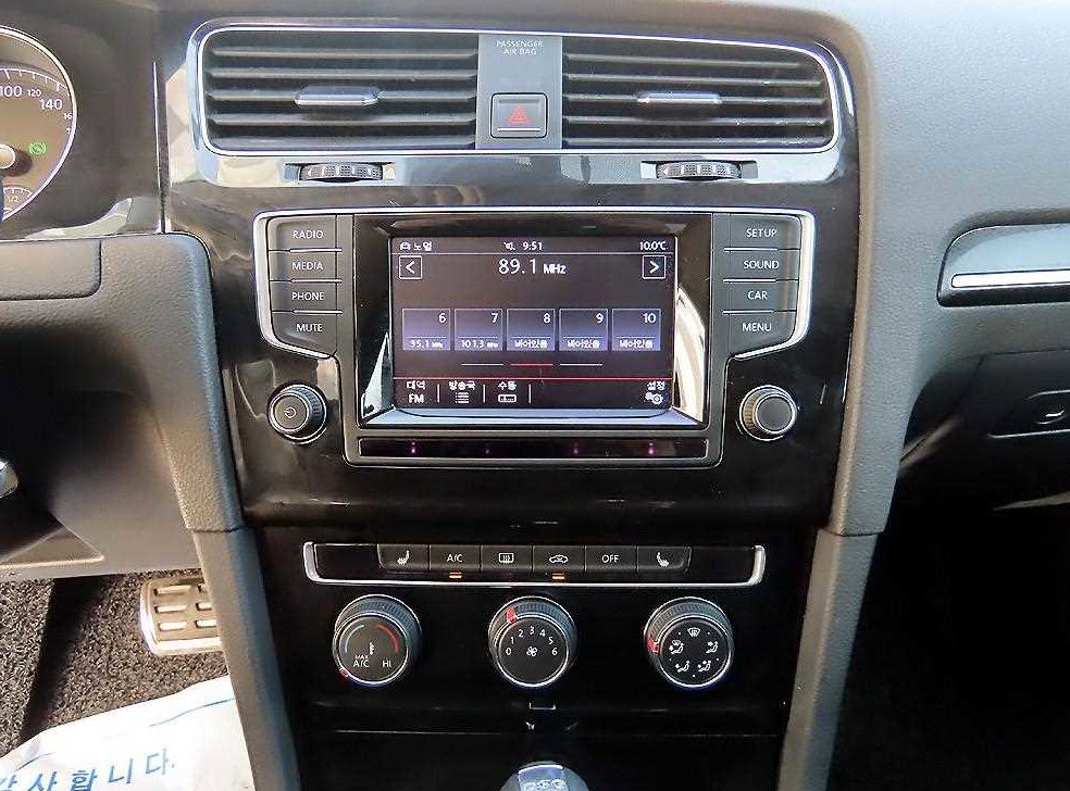 폭스바겐 골프 1.6 TDI 사진 12