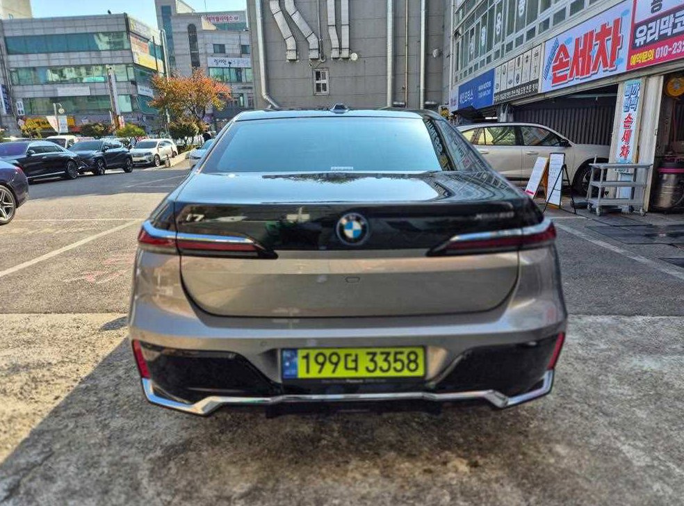 BMW i7 xDrive 60 M 스포츠 이그제큐티브 팩 사진 4