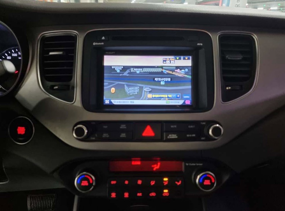 기아 카렌스 2.0 LPI 럭셔리 사진 11