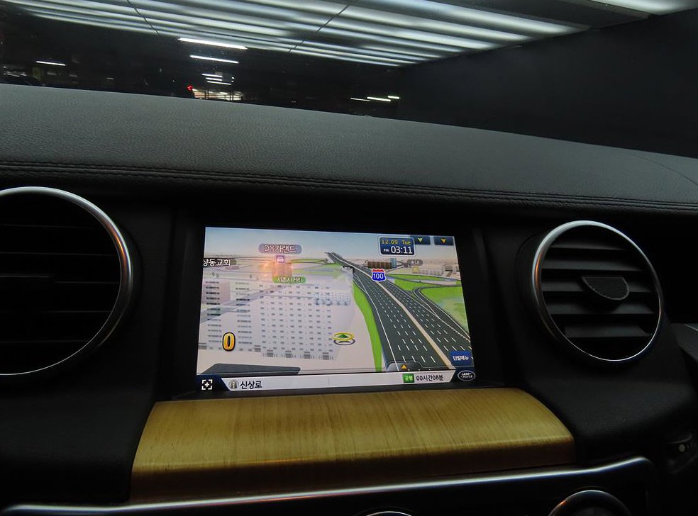 랜드로버 디스커버리 3.0 SDV6 SE 사진 13