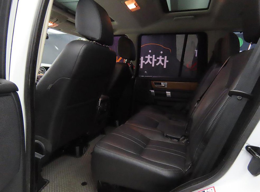 랜드로버 디스커버리 3.0 SDV6 SE 사진 6