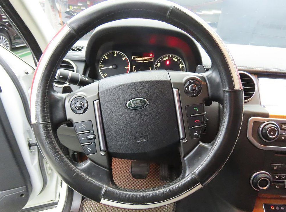 랜드로버 디스커버리 3.0 SDV6 SE 사진 8