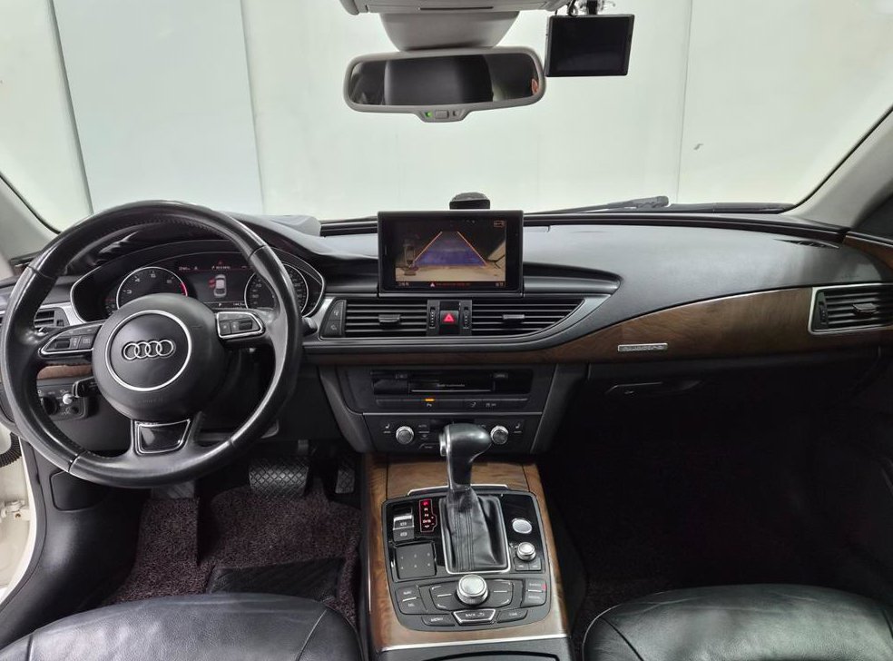아우디 A7 3.0 TFSI 콰트로 엔트리 사진 7