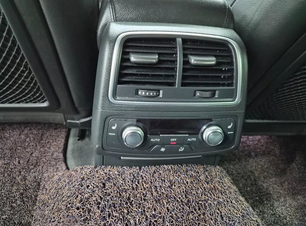 아우디 A7 3.0 TFSI 콰트로 엔트리 사진 9
